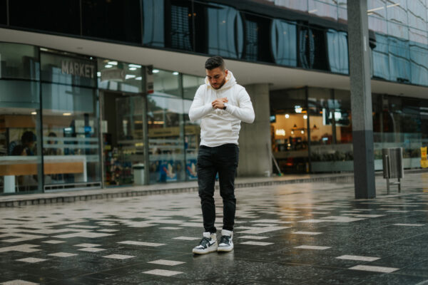 Hoodie Basic Crema - Image 2